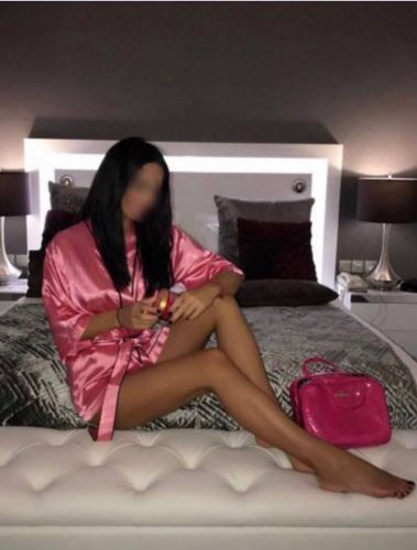 Akdeniz Bölgesinde Sizi Etkisi Altına Alacak Olağanüstü Escort Bayan Tanıtımı
