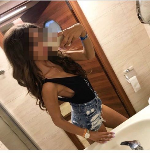 Ateşli Erdemli Escort ile Unutulmaz Dakikalar