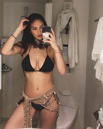 Toroslar'da büyüleyici escort, Büşra: Zevkin zirvesine çıkmaya hazır olun!